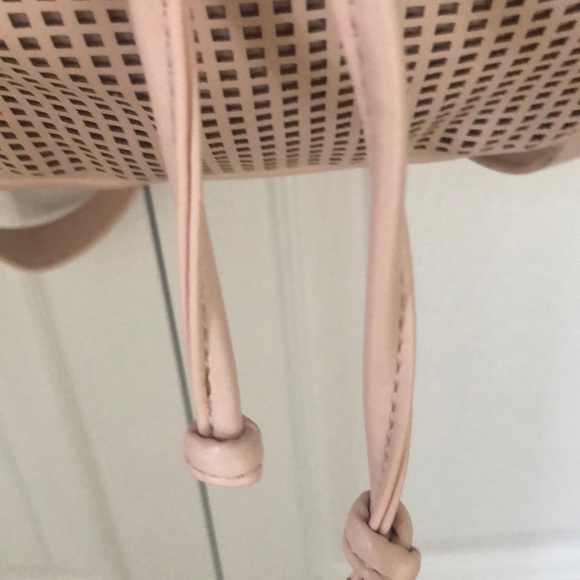 Women back pack!Blush rose colour - Picture 6 of 11